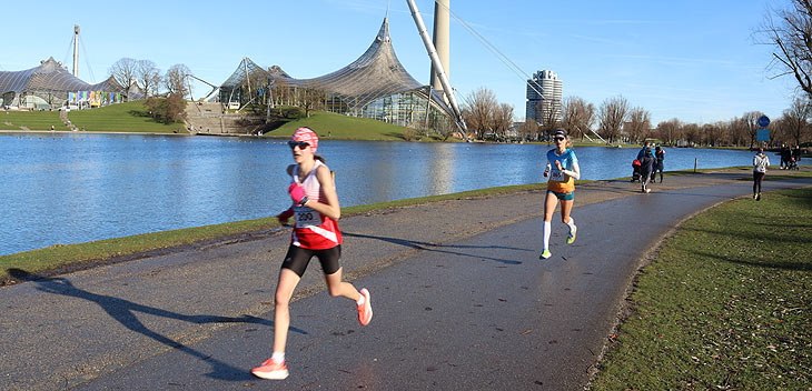 Winterlaufserie München 2023 Teil 2: Dreikönigslauf über 15 km am 06.01.2023 im Olympiapark, München (©Foto: Martin Schmitz)